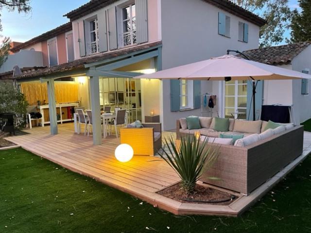Les Restanques Maison Du Lac 4 Chambres Grimaud Exterior foto